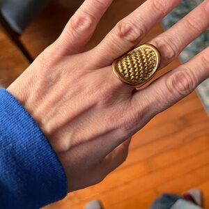 Vintage gold tone textured cocktail ring